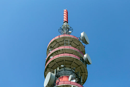 Close up shot of a telecommunication tower in Győr