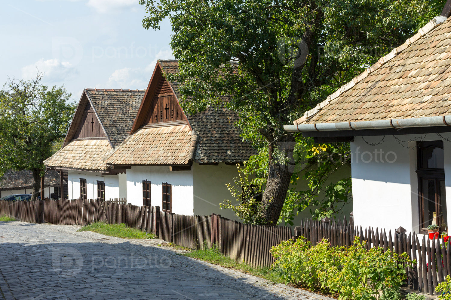 Traditional village house in Hollókő