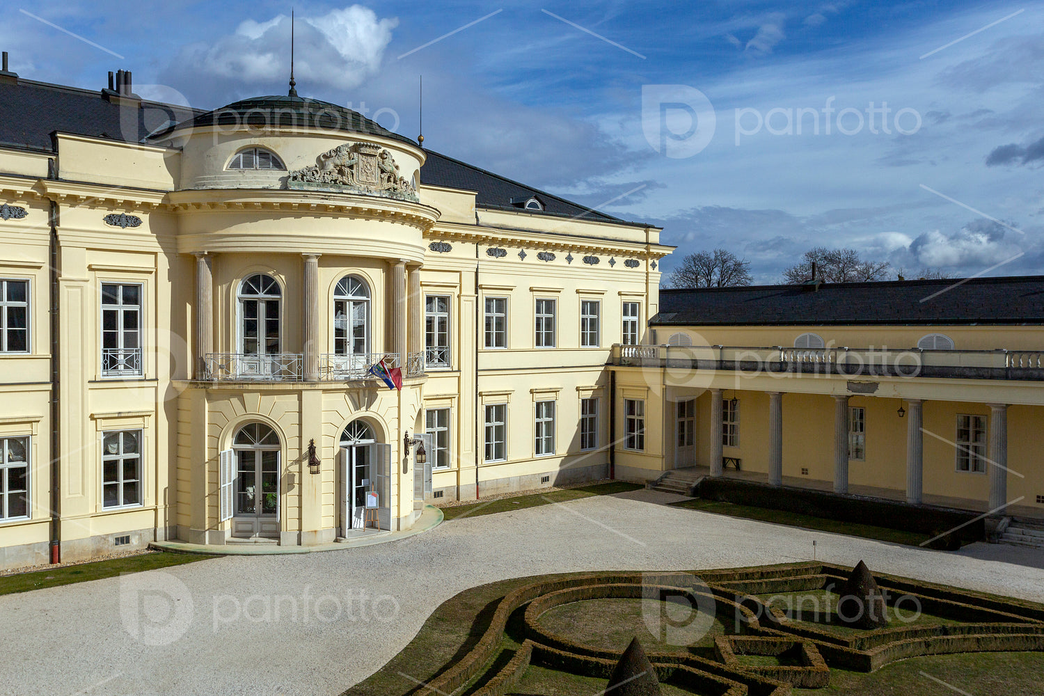 Károlyi Palace in Fehérvárcsurgó
