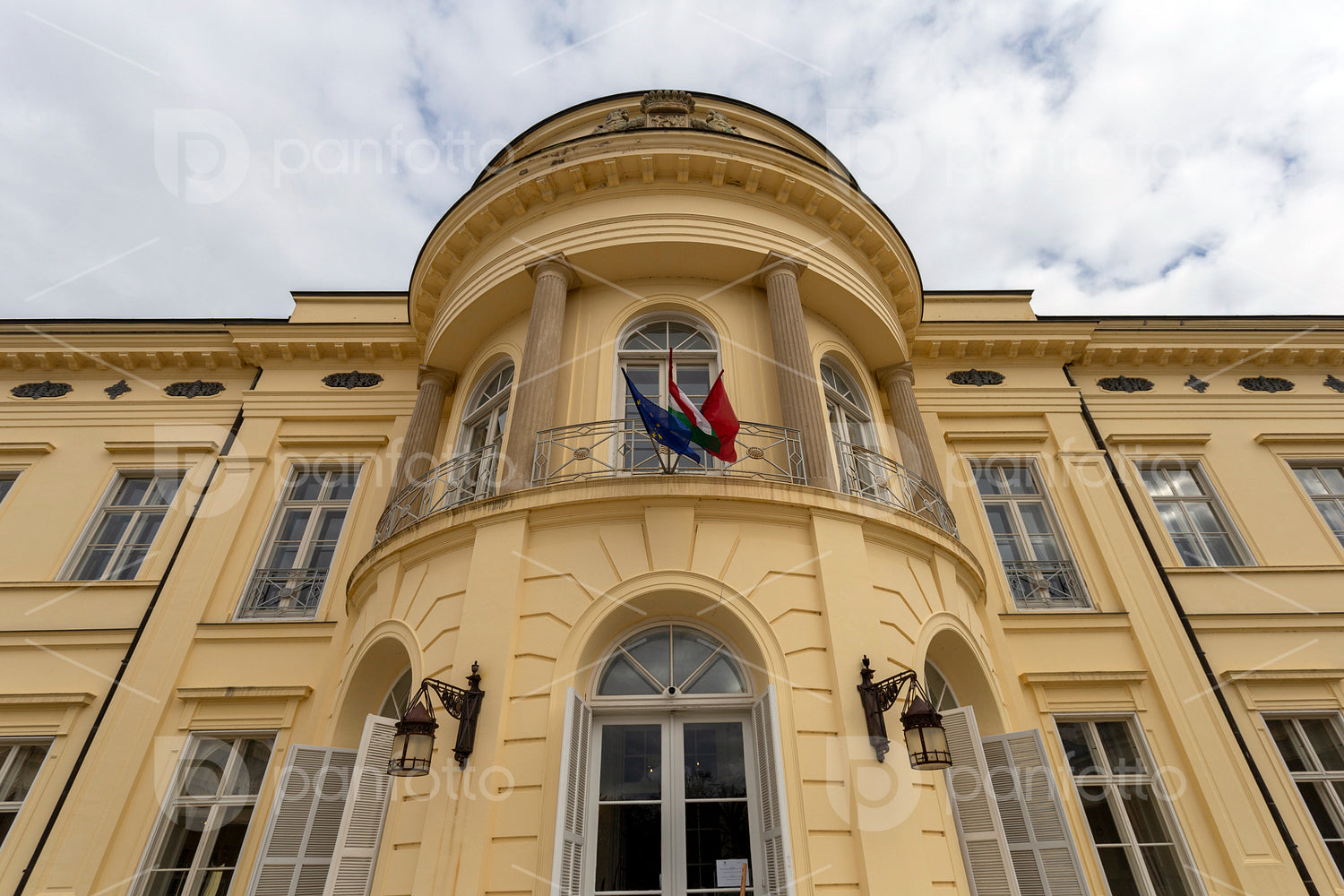 Károlyi Palace in Fehérvárcsurgó