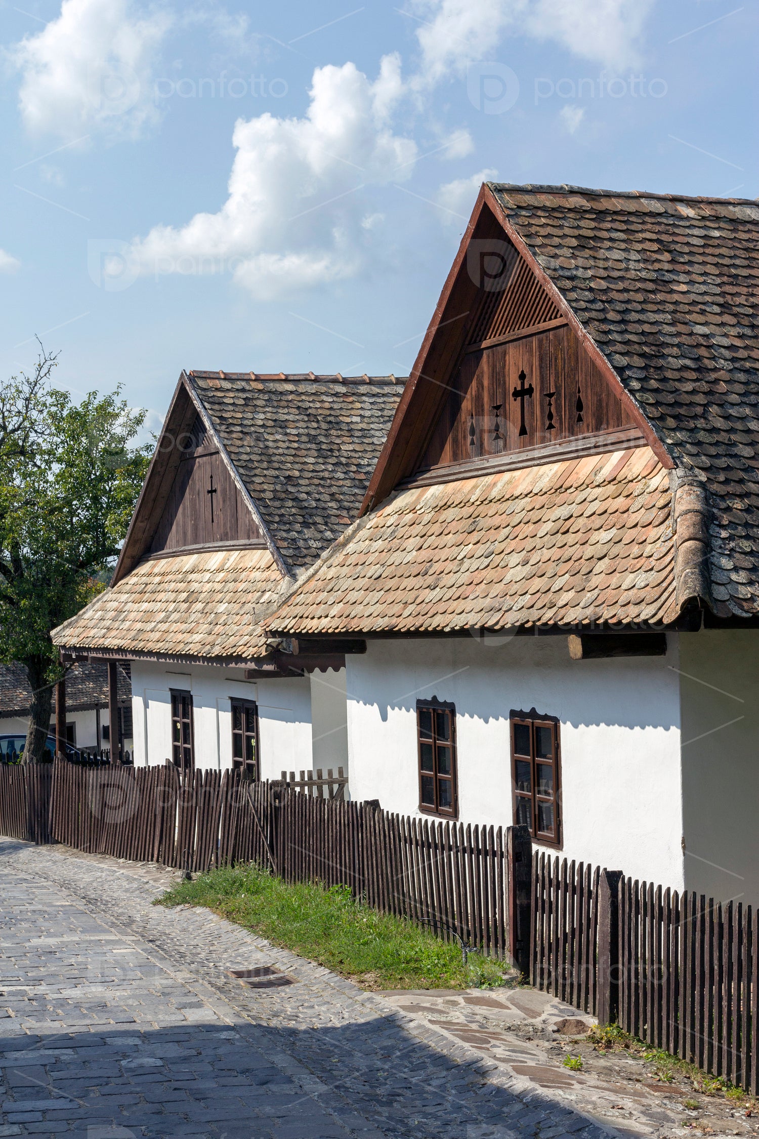 Traditional village house in Hollókő