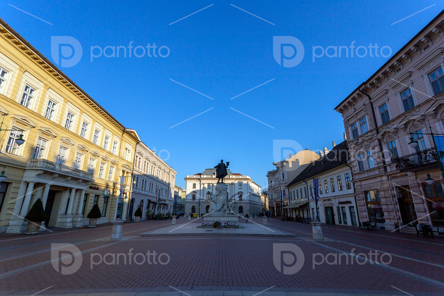 Klauzal Square in Szeged