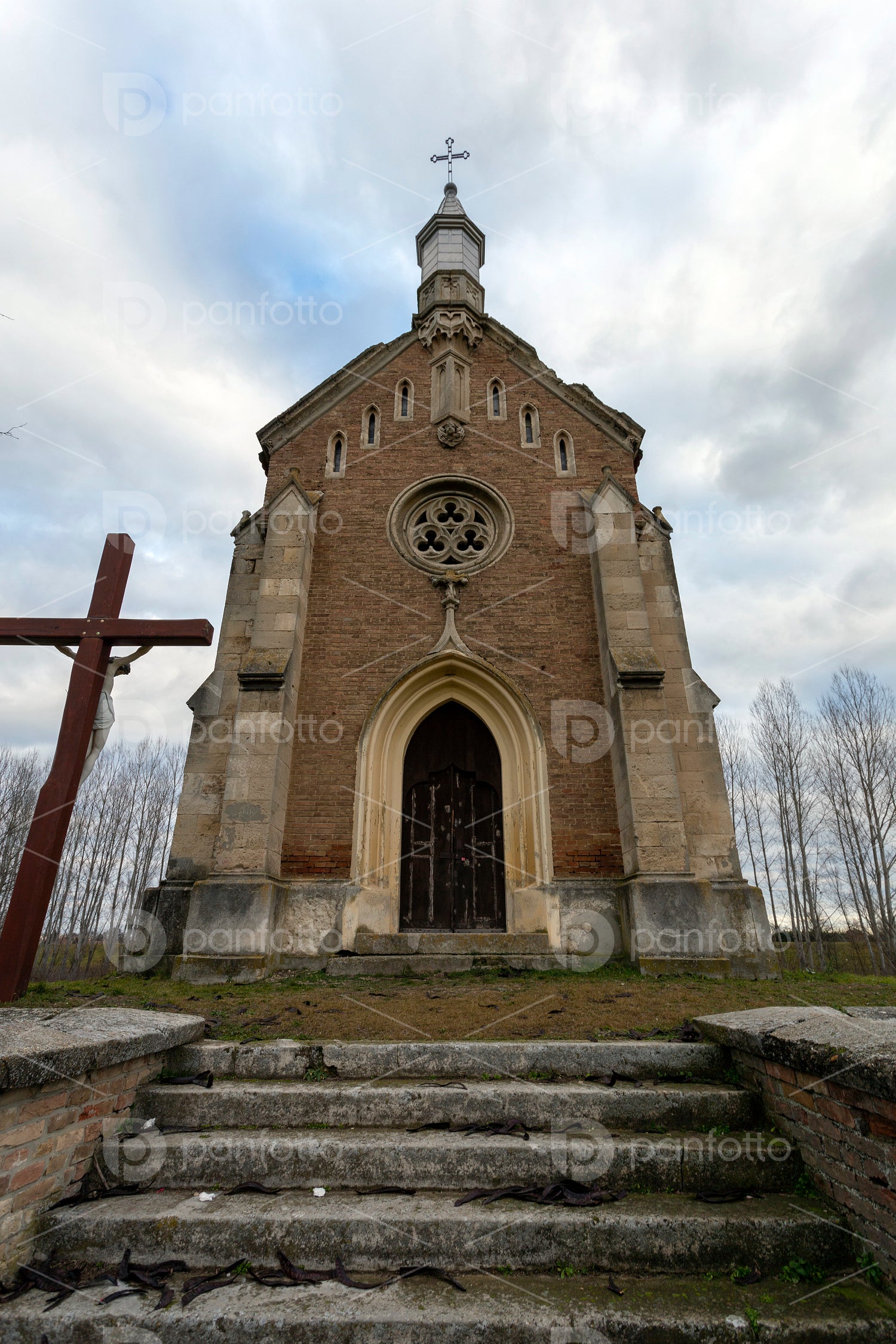 Zichy chapel in Lórév