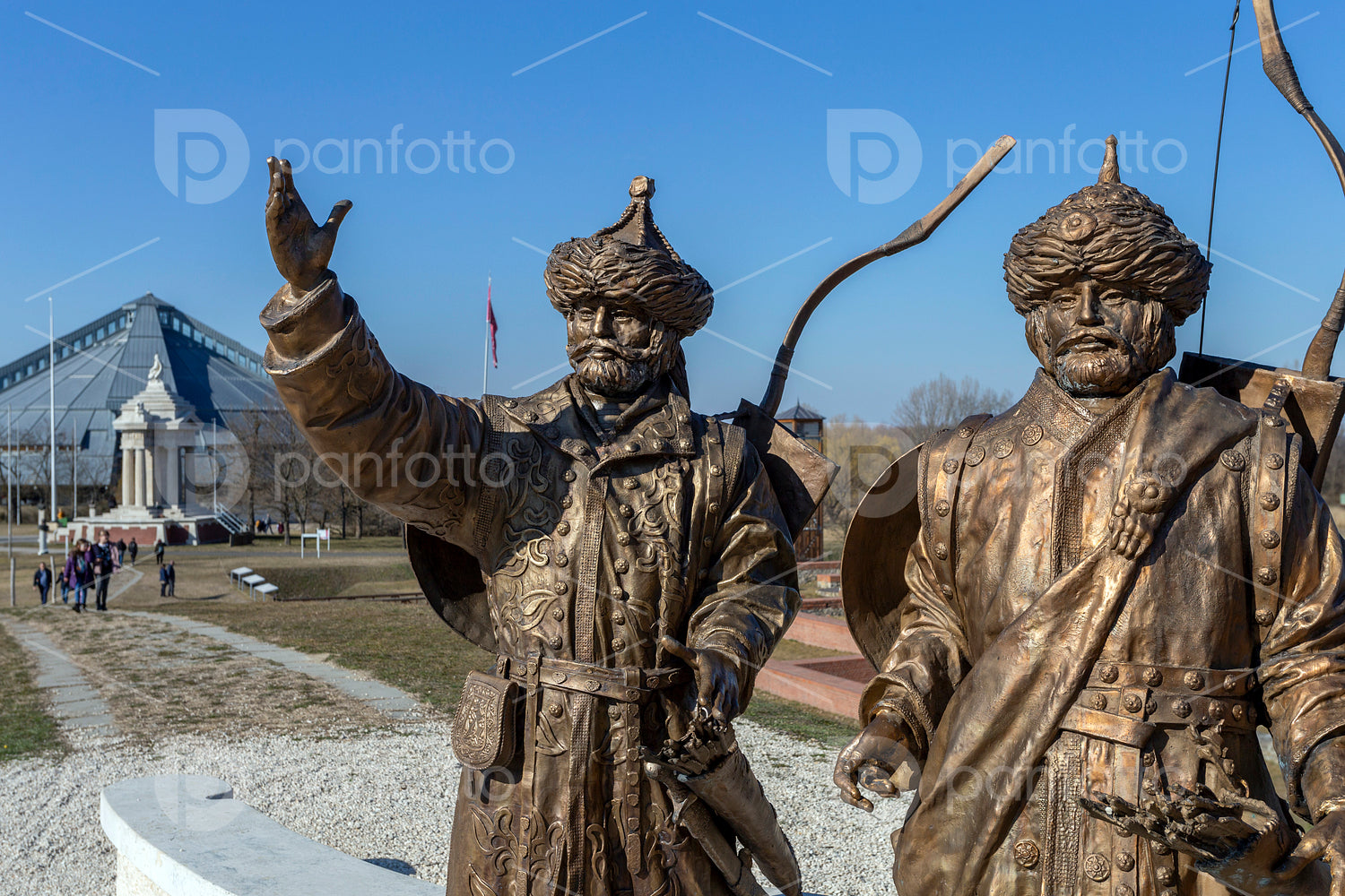 Hét vezér statue in Ópusztaszer