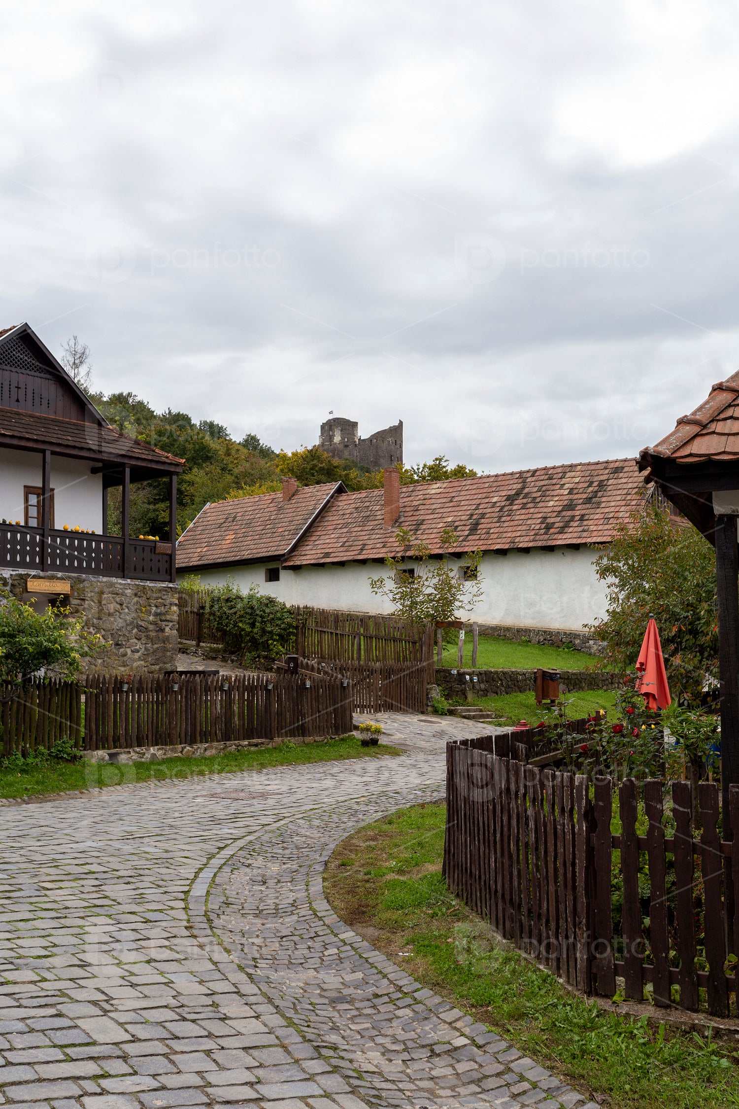 Traditional village houses in Hollókő
