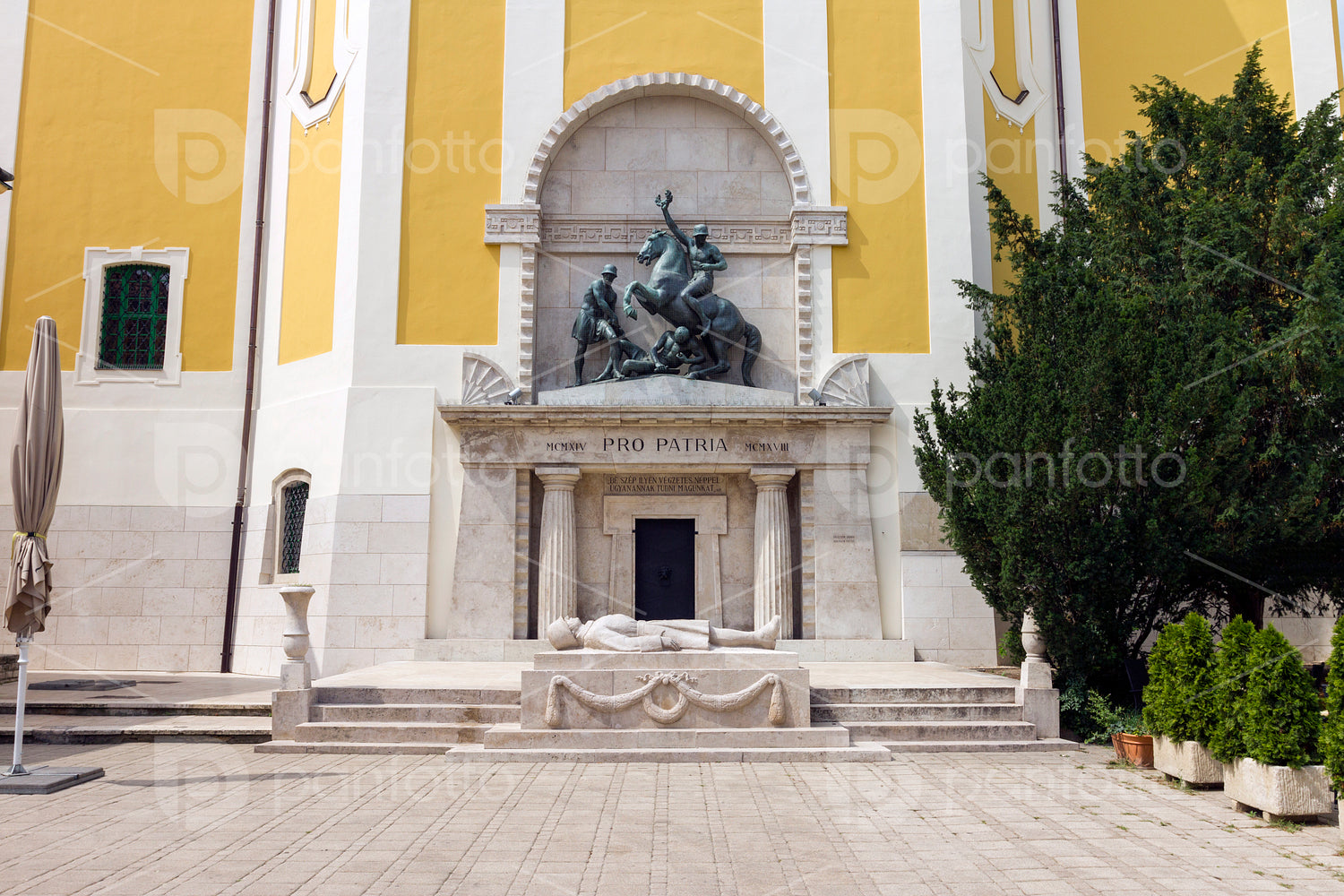 Heroes' Square in Szekesfehervar, Hungary