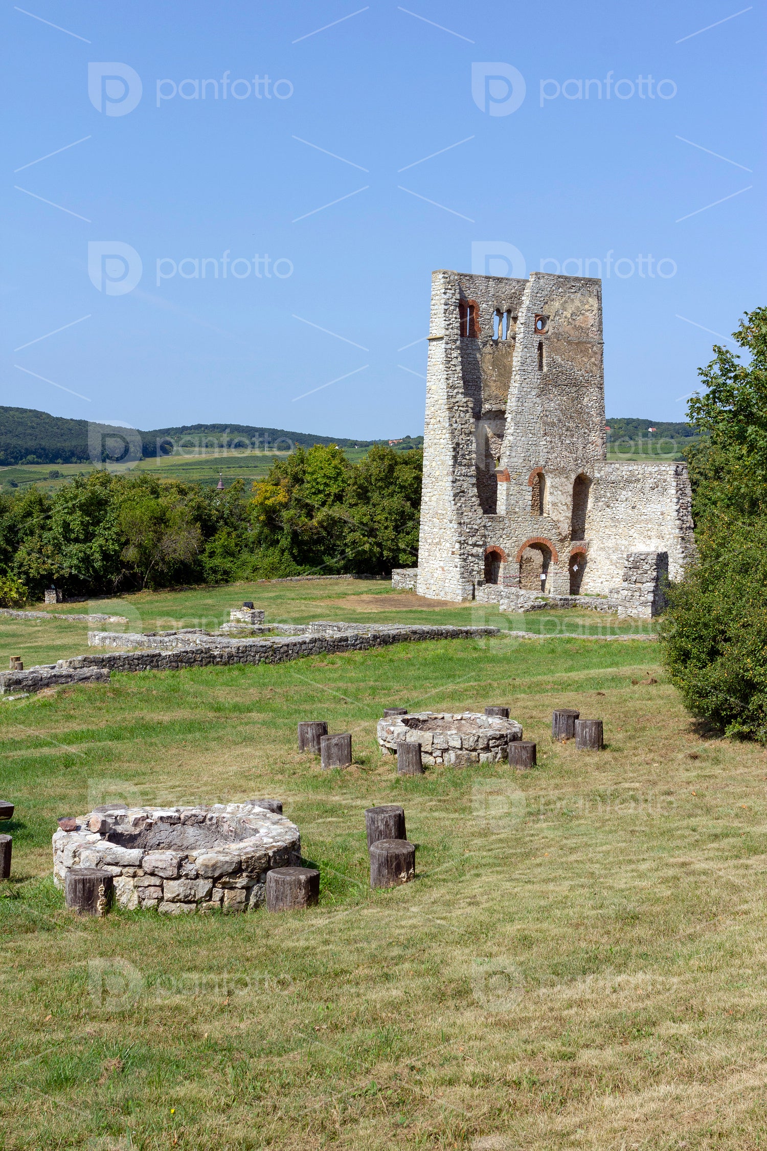 Ruin church Dörgicse