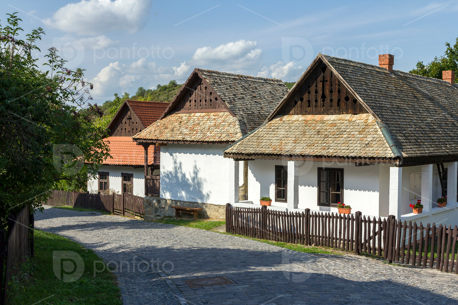 Village houses in Holloko