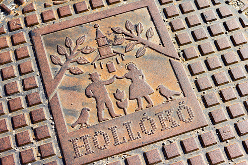 Manhole cover in Holloko