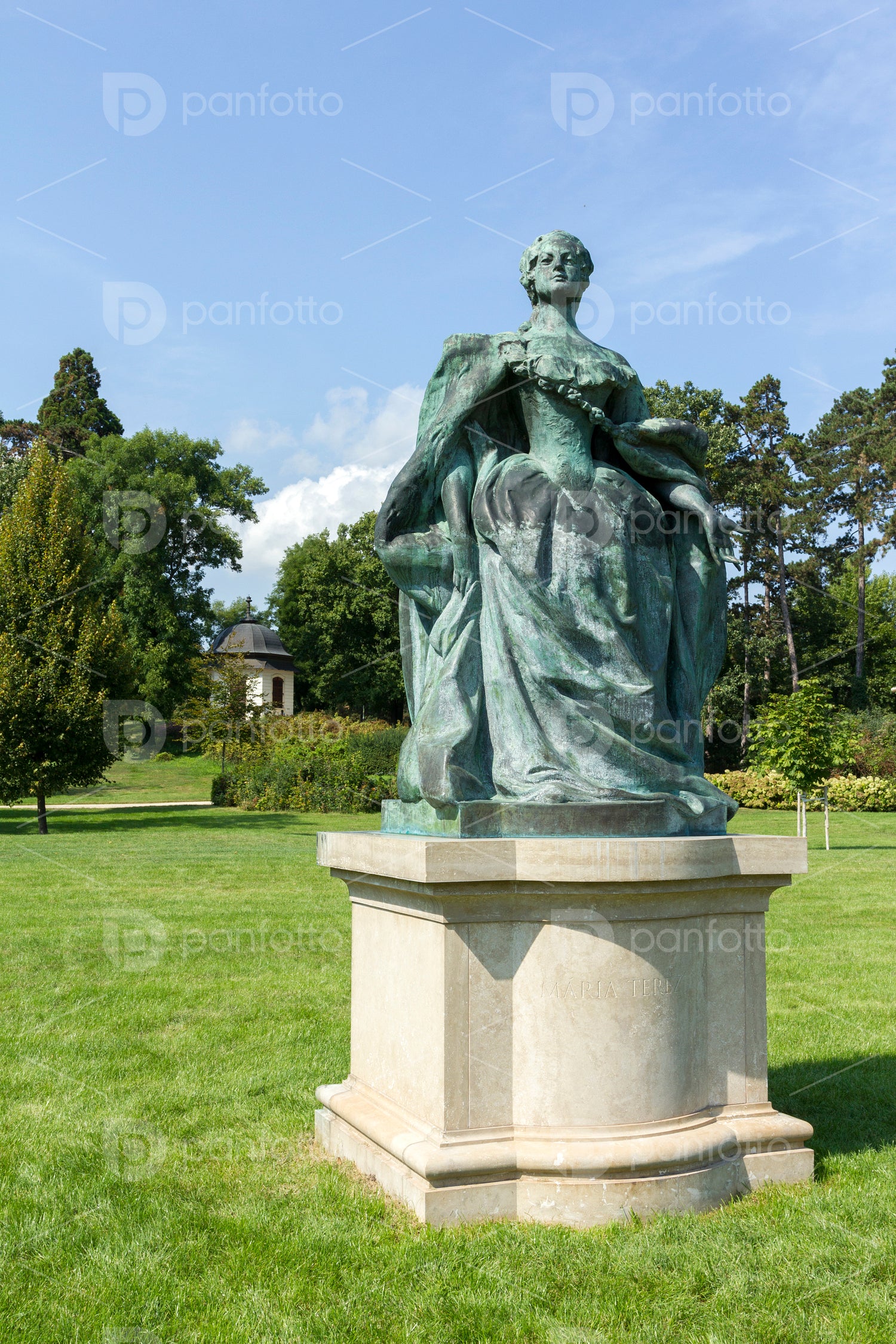 Statue of Maria Theresa