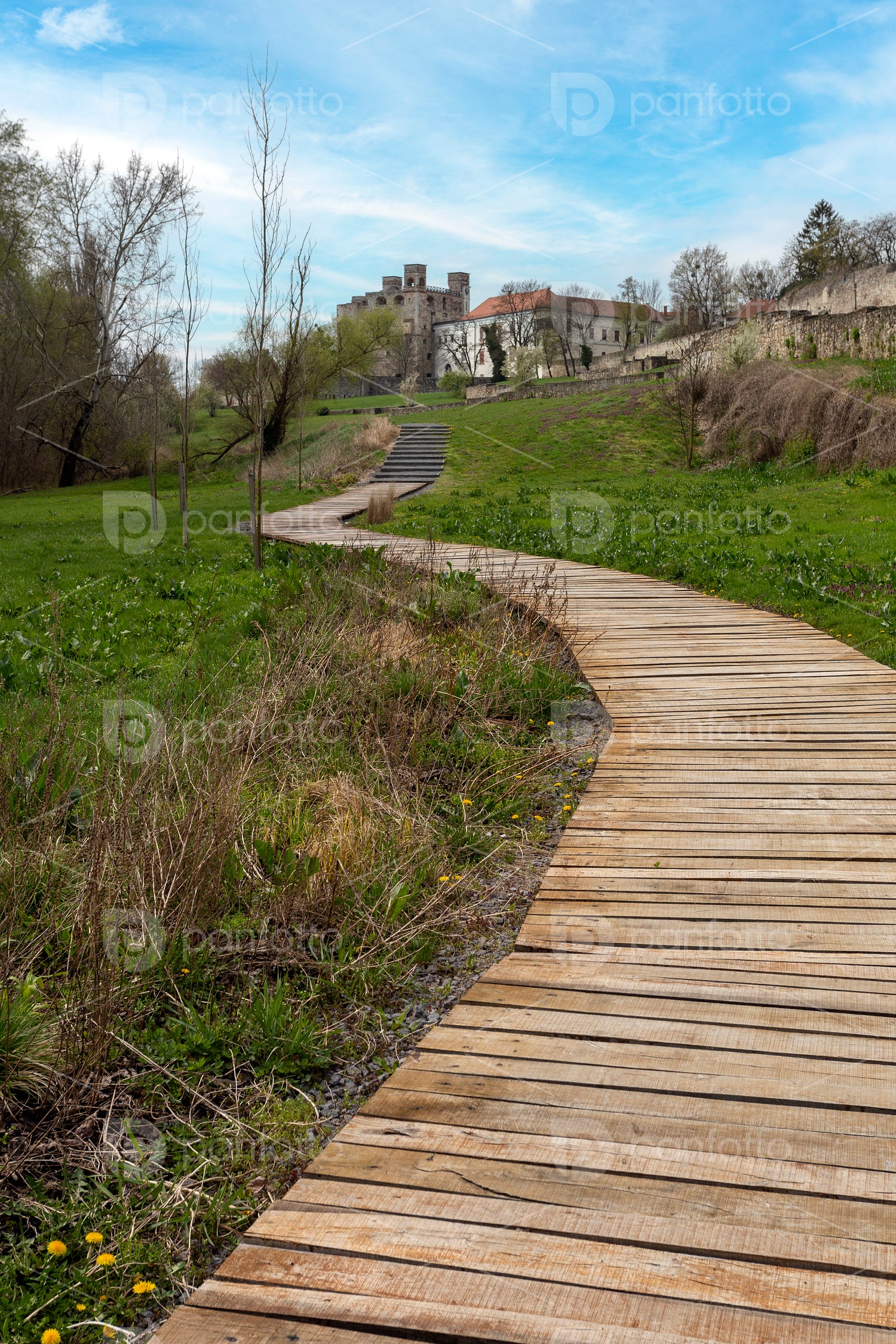 Wooden sidewalk at the Castle of Sárospatak