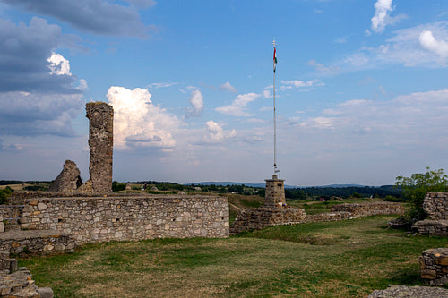 The castle of Nógrád