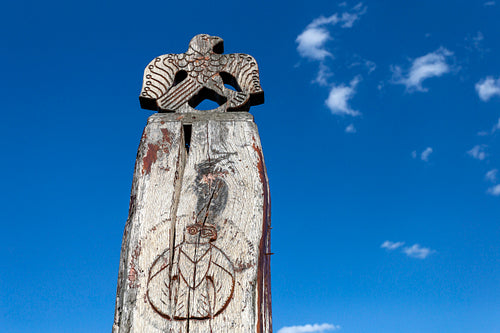 Wooden grave marker in in Karos