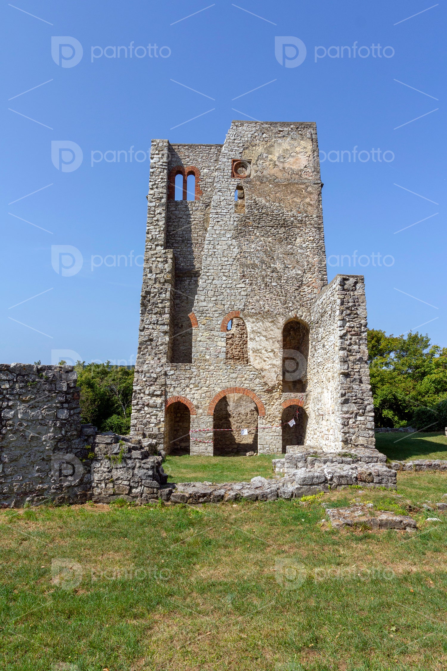 Ruin church Dörgicse