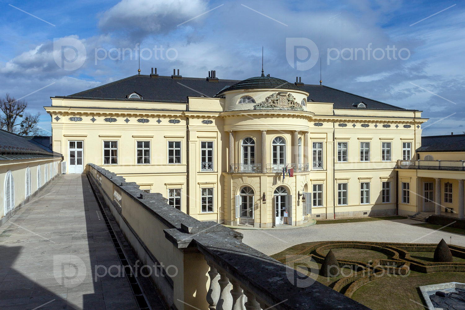 Károlyi Palace in Fehérvárcsurgó