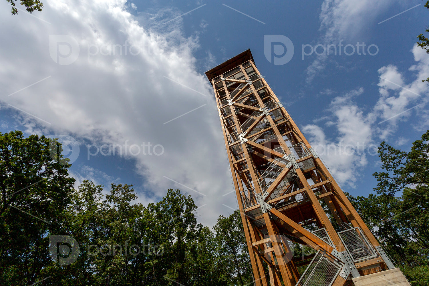 Prónay lookout tower in the Cserhát mountains