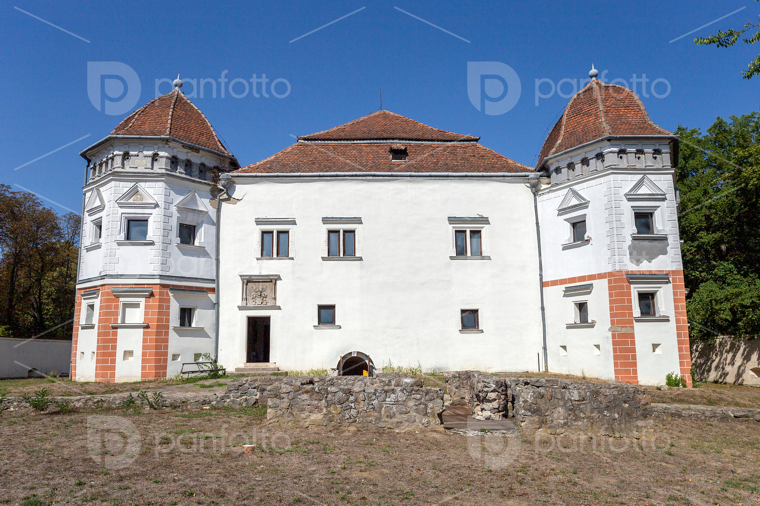 Castle of Pácin