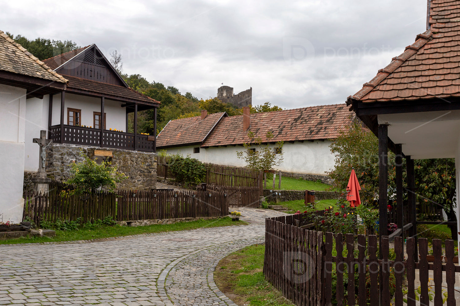 Traditional village houses in Hollókő