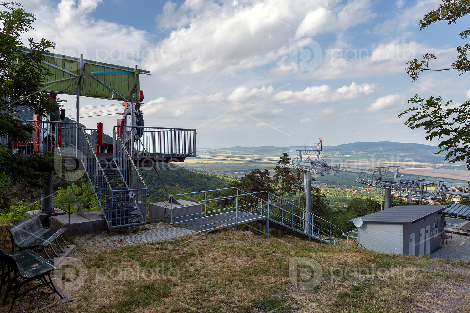 Zipline on the Szár-hegy in Sátoraljaújhely