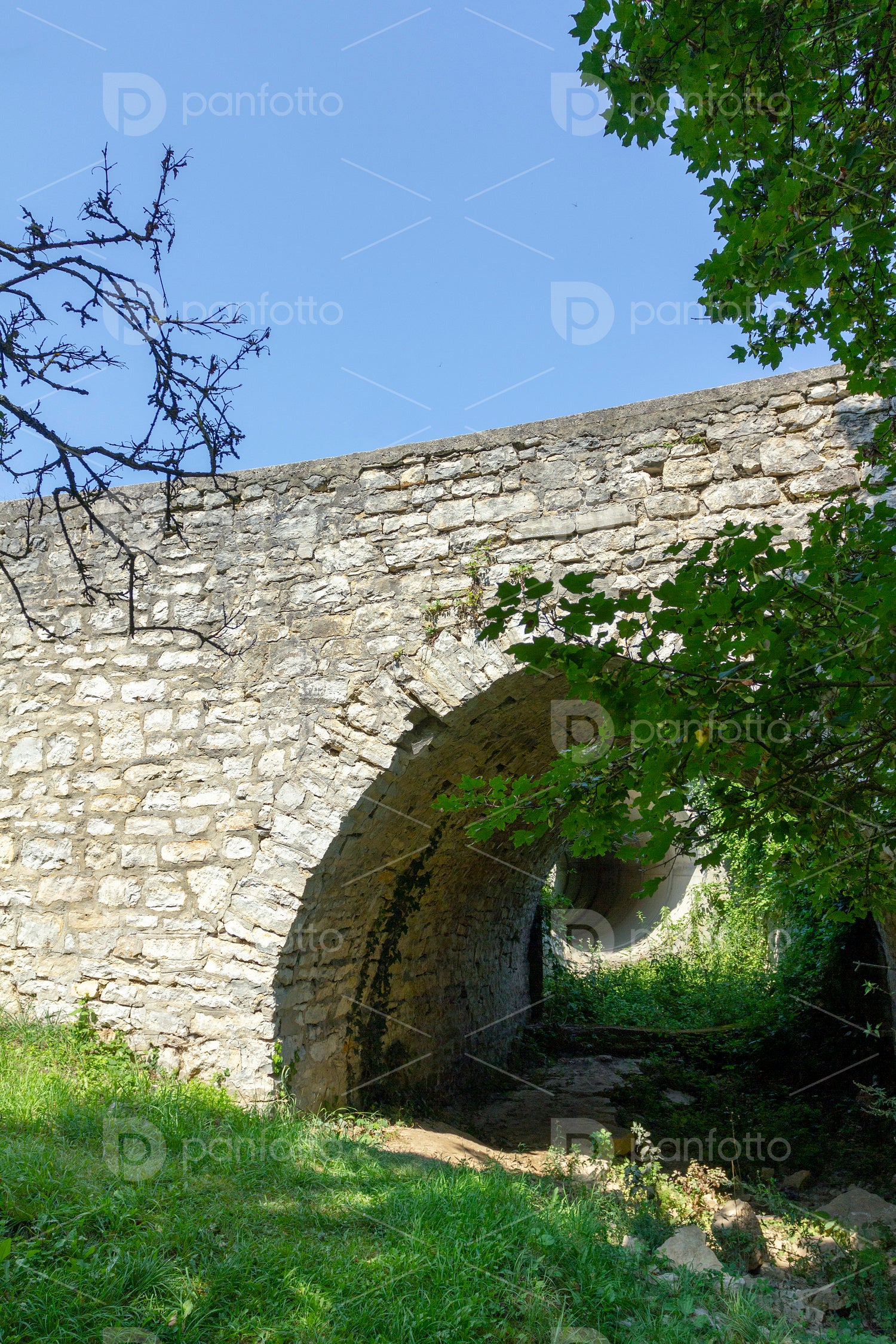 Baroque stone bridge in Dörgicse