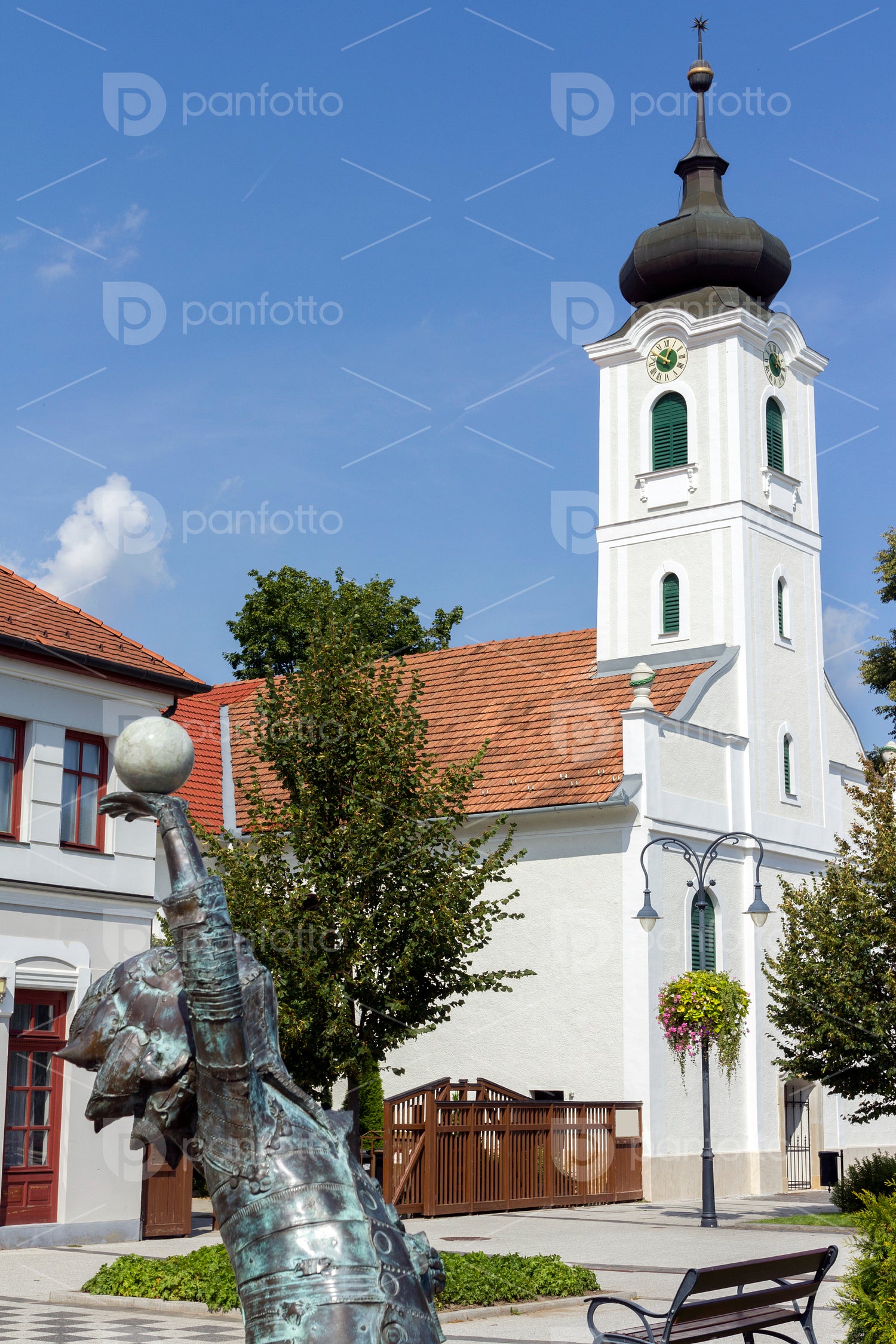 Statue in Godollo