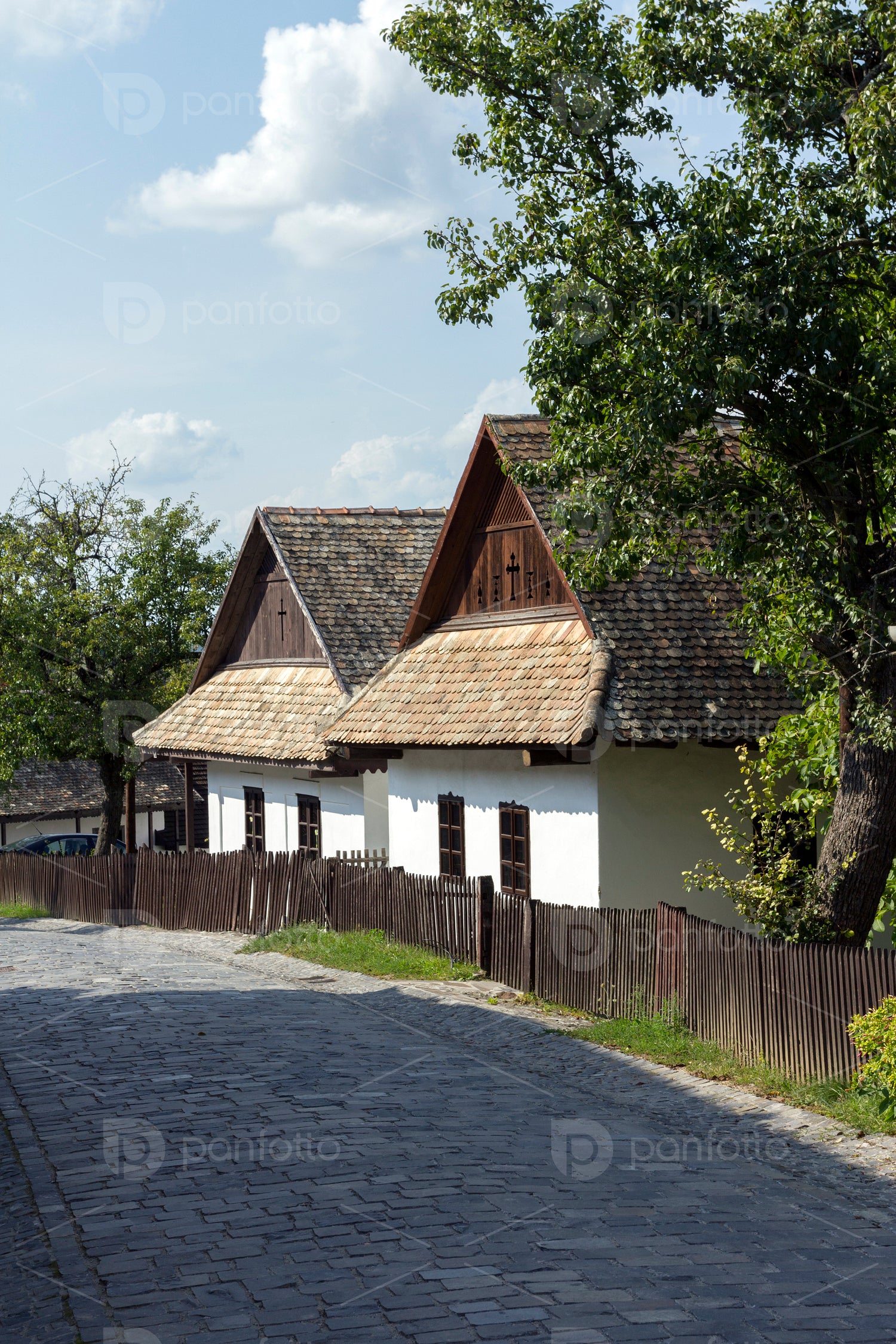 Traditional village house in Hollókő