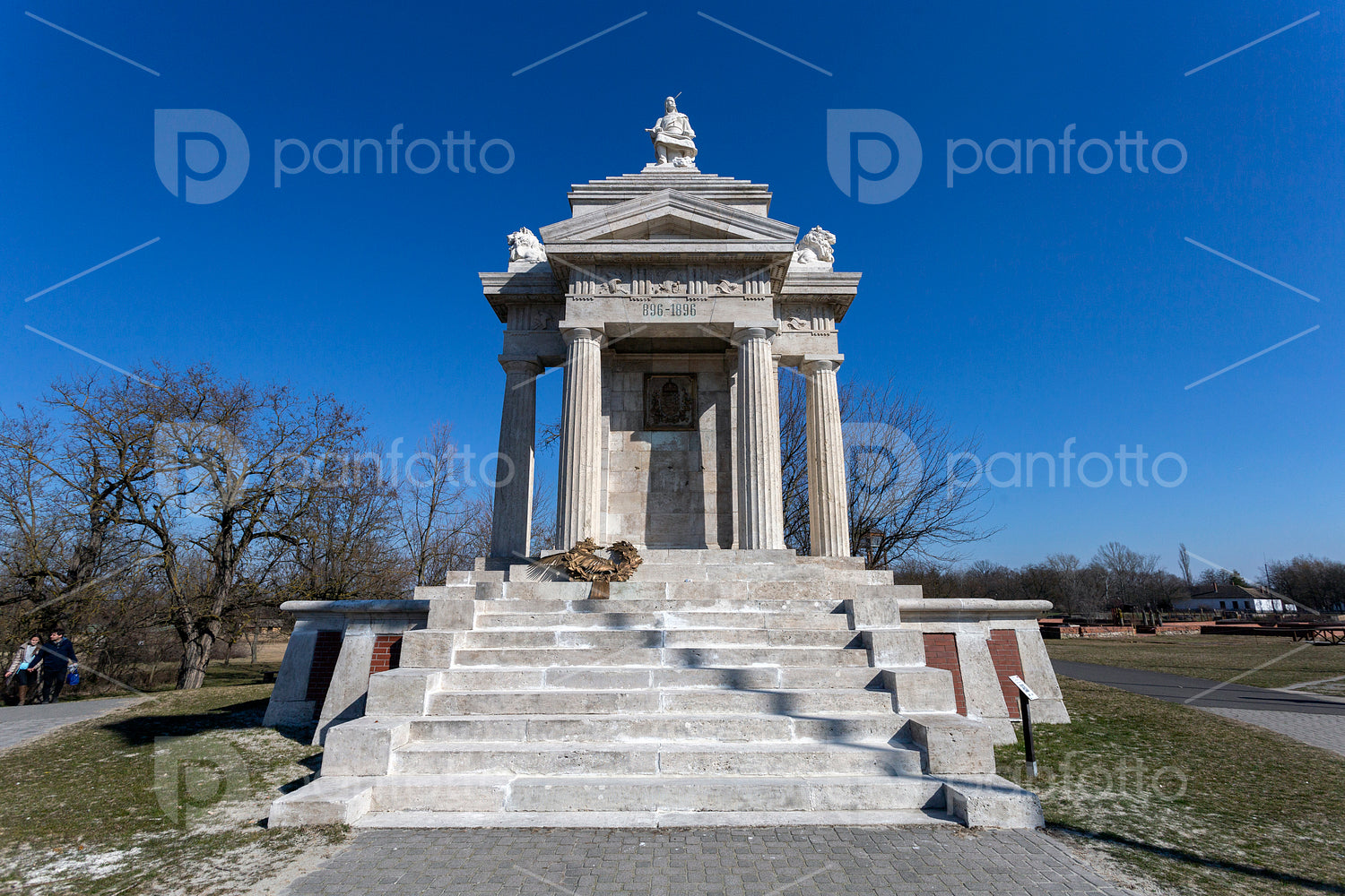 Monument of Hungarian Grand Prince Árpád