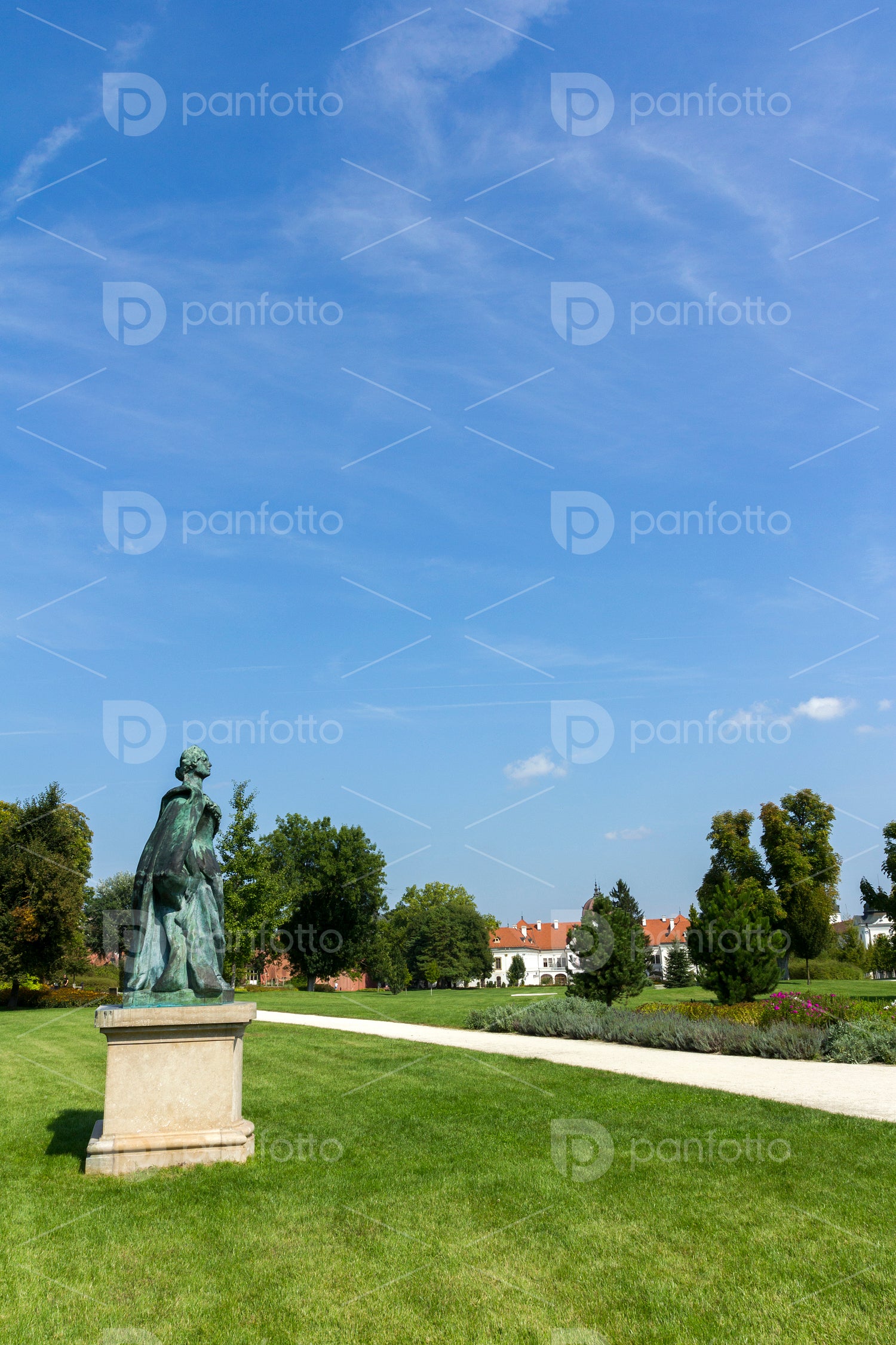 Statue of Maria Theresa