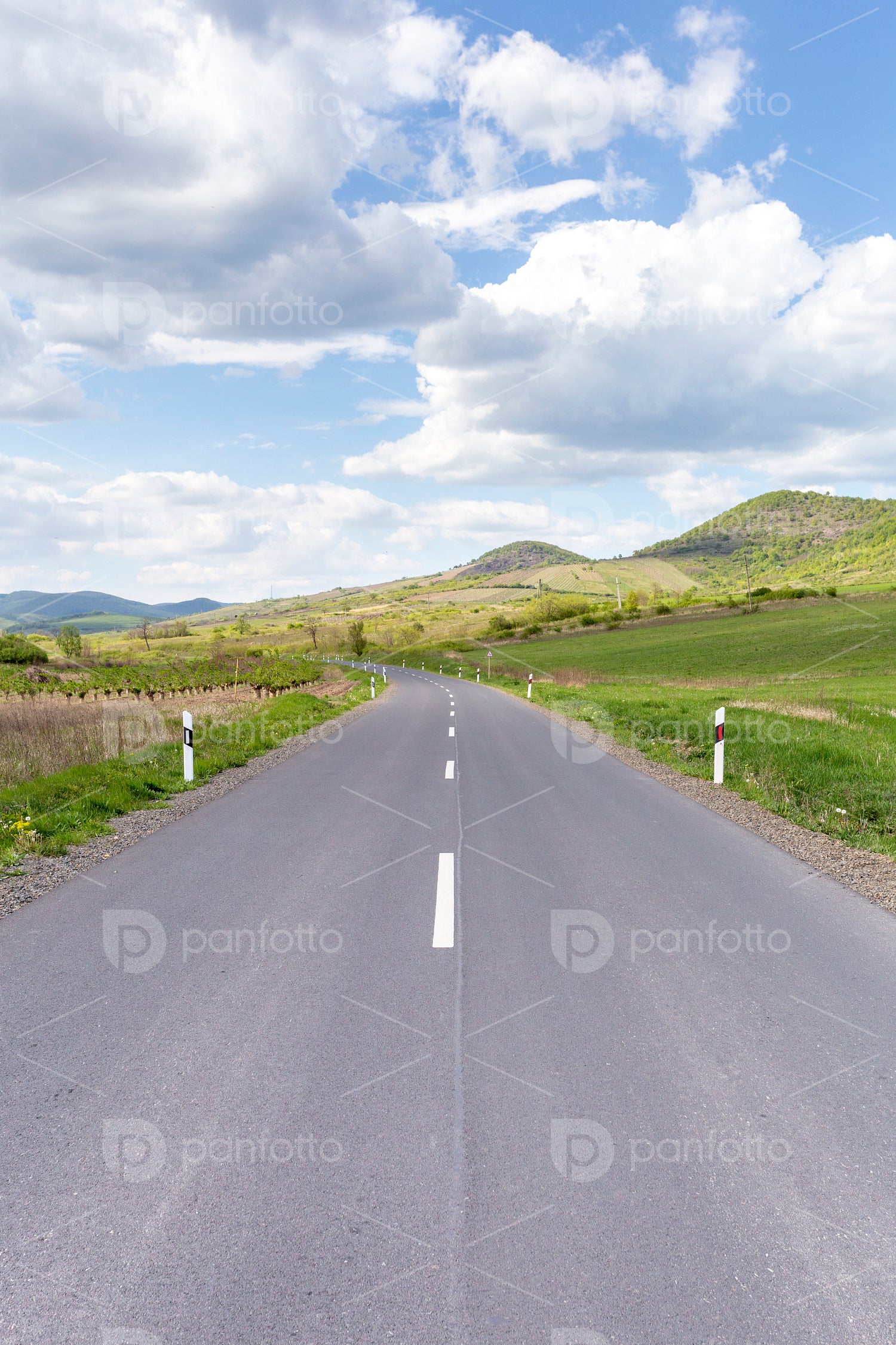 Empty road in the Zemplén