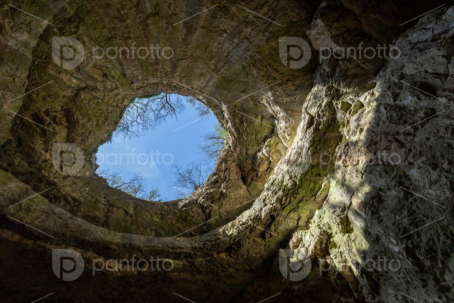 Szelim cave near Tatabánya