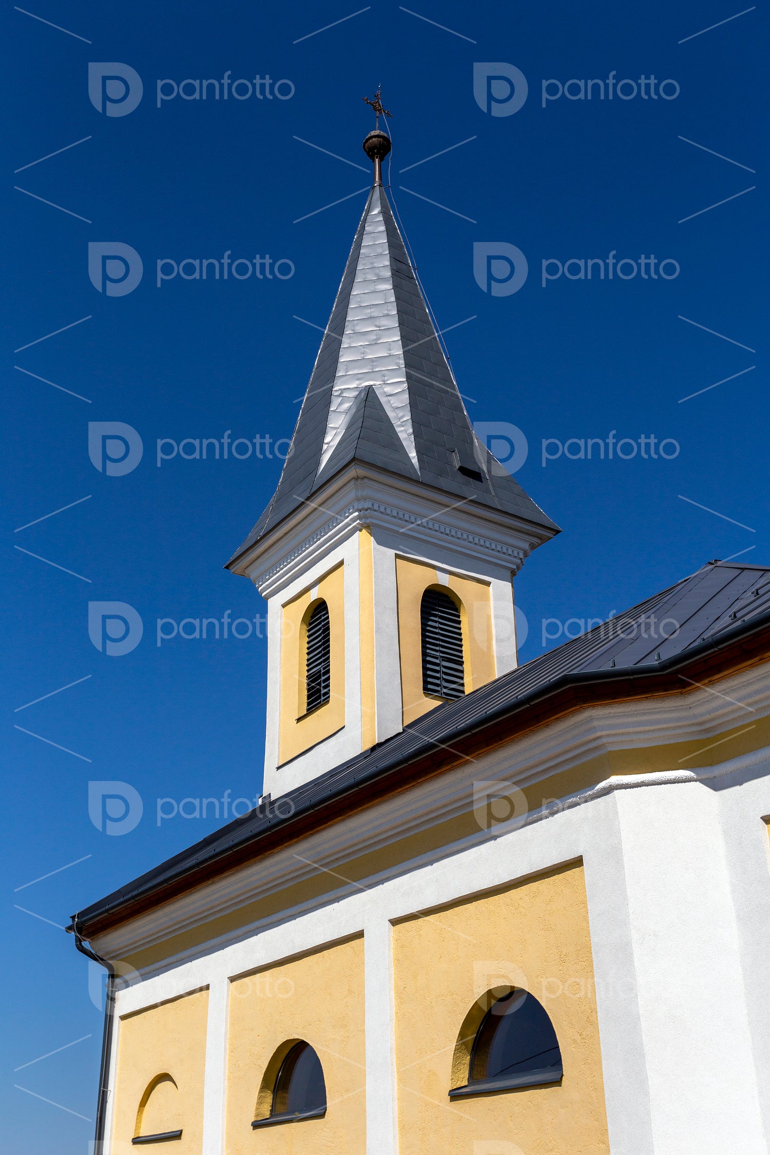 Catholic church of Kékcse