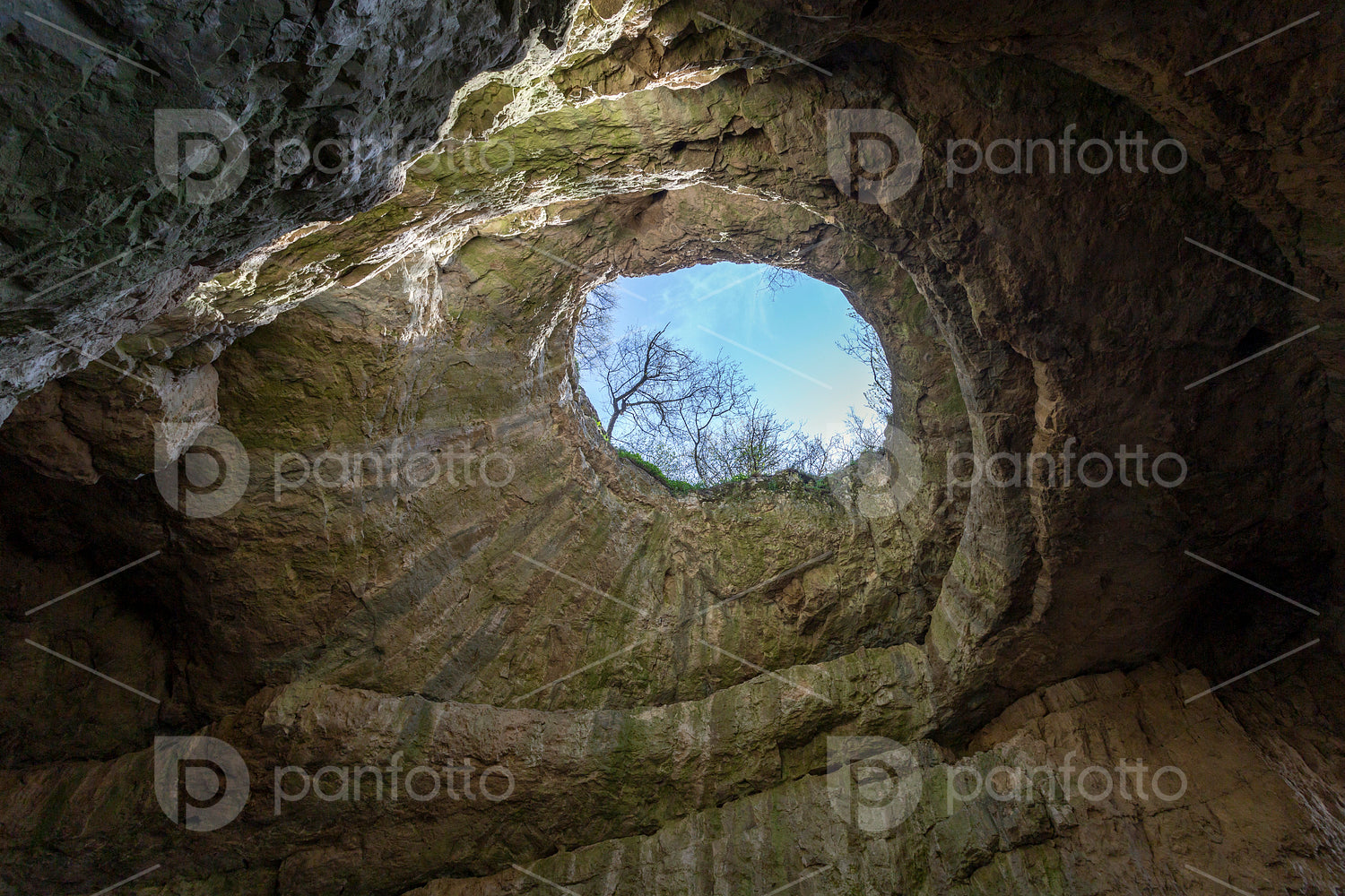 Szelim cave near Tatabánya