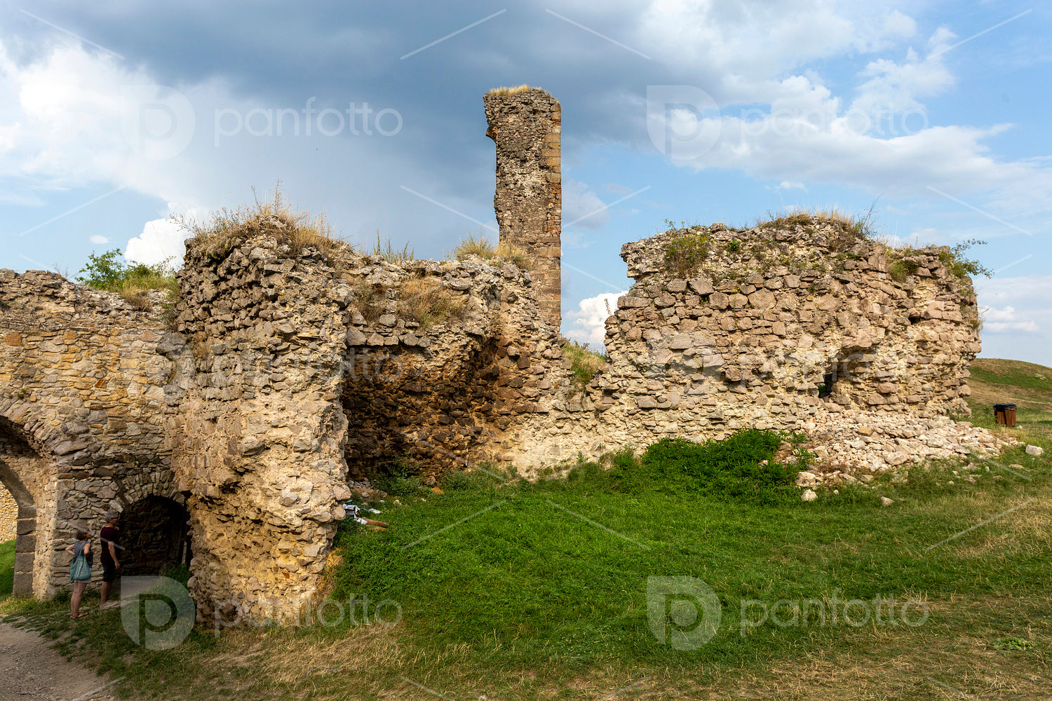 The castle of Nógrád