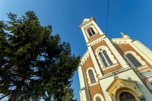Catholic church in Banhida, Tatabanya