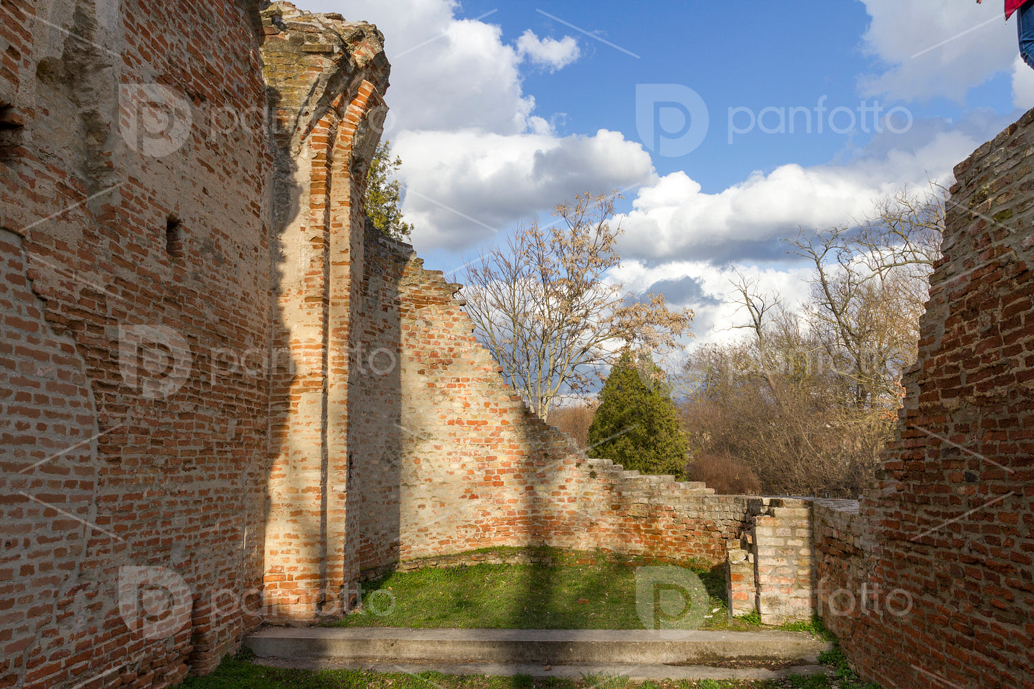 Ruin church in Radpuszta