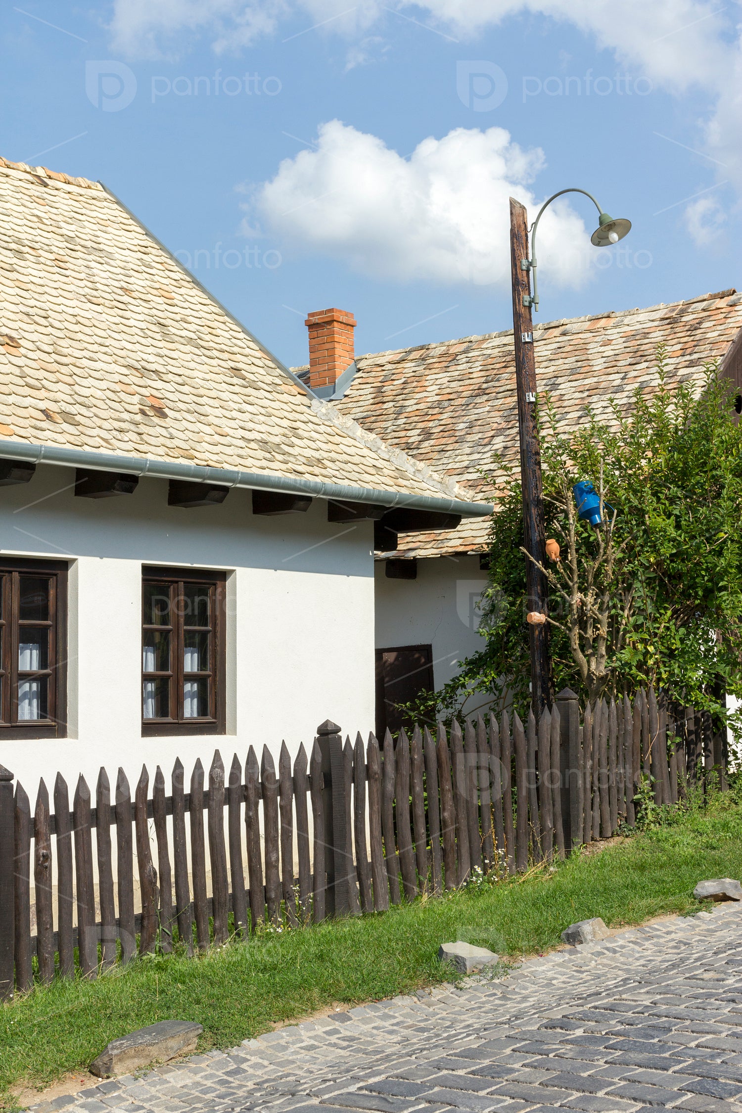 Village houses in Holloko