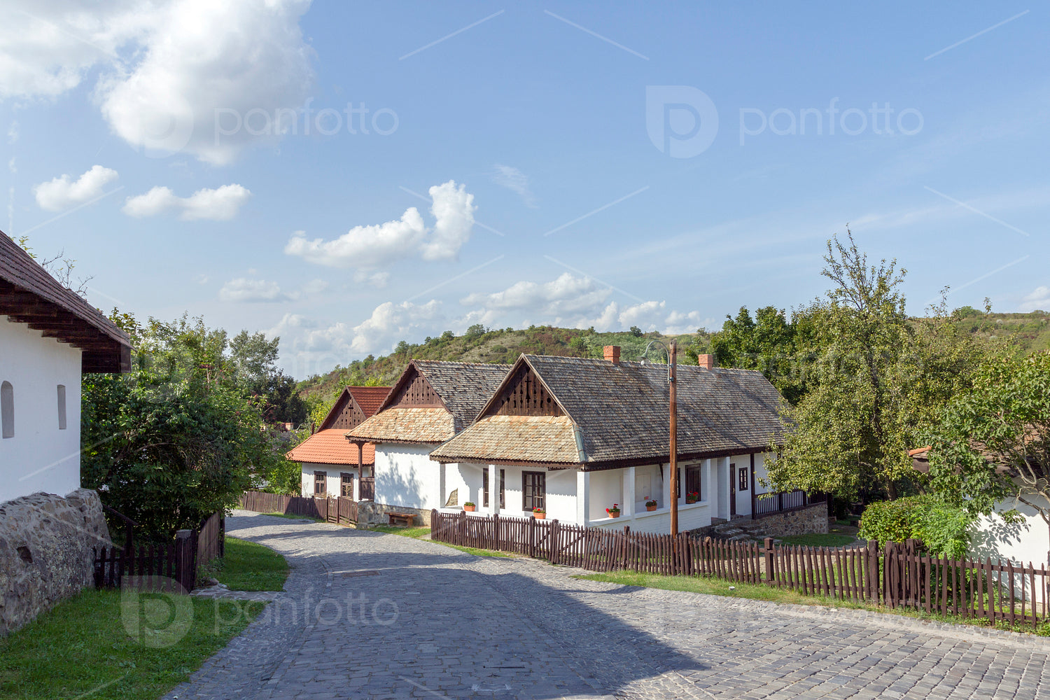 Traditional village house in Hollókő