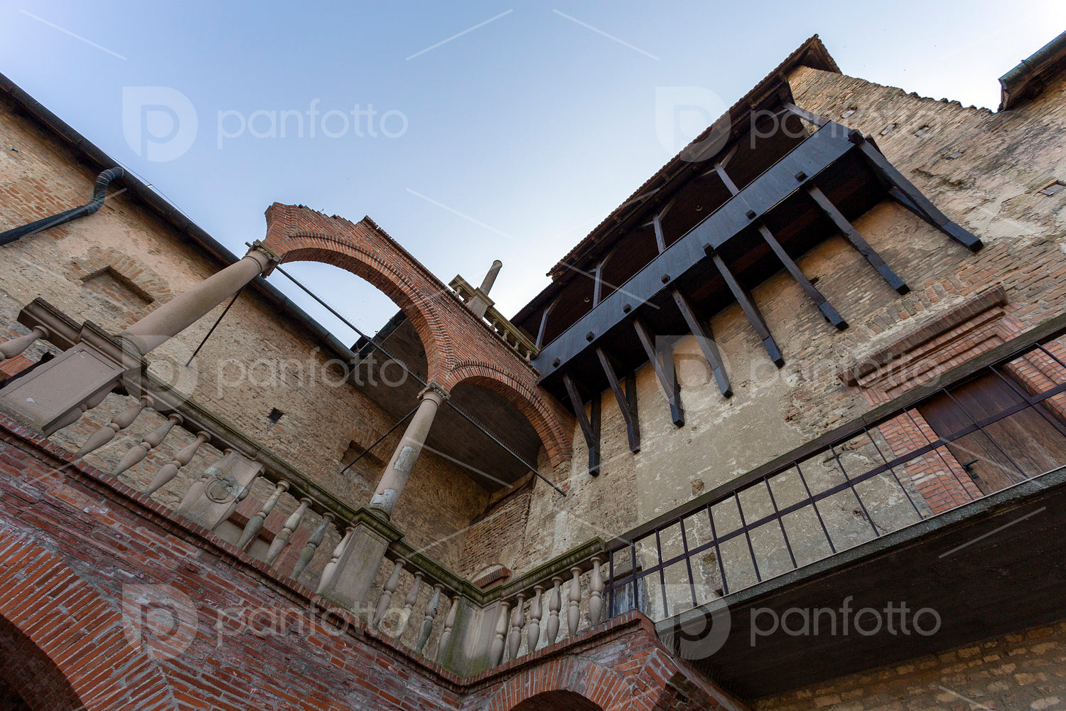 The court of the castle of Simontornya