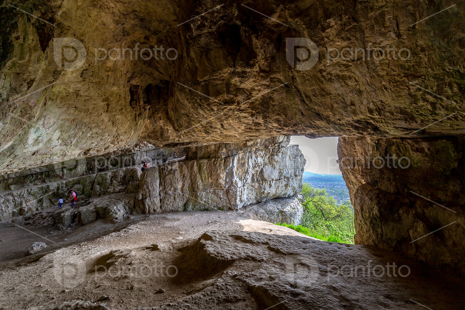 Szelim cave near Tatabánya