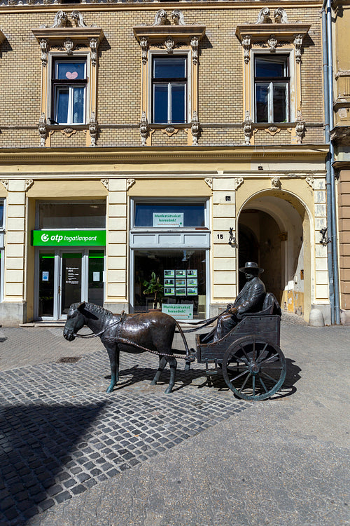 Statue of József Rippl-Rónai in Kaposvár